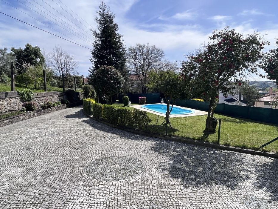 Propriedade com terreno 6750m2 com possibilidade de 75% construtivel