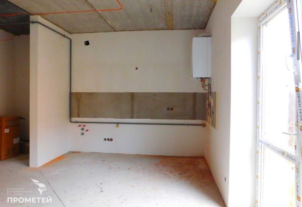 Продам 2 поверховий таунхаус в районі Агрономічне