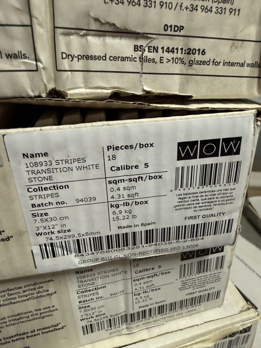 Płytka ceramiczna ścienna WOW STRIPES WHITE STONE 7,5 cm x 30 cm