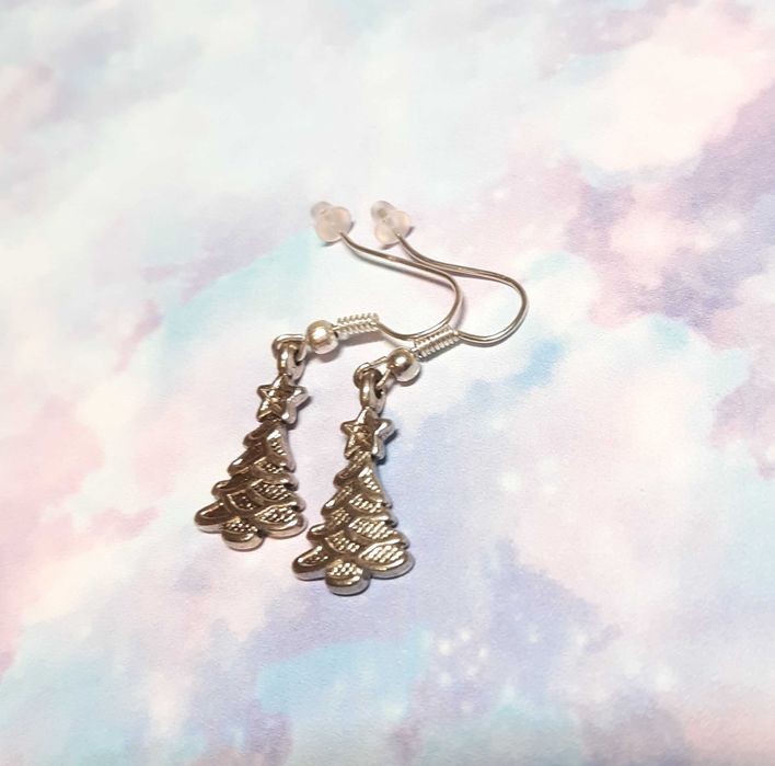 Zimowe kolczyki choineczki