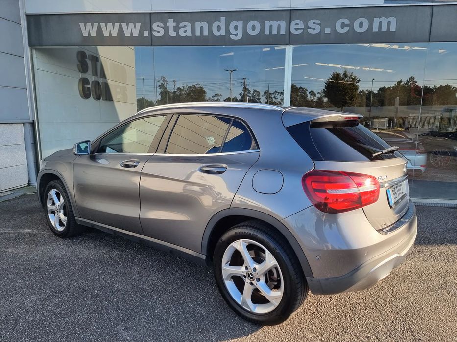 Mercedes-Benz GLA 180 d Urban foto 5