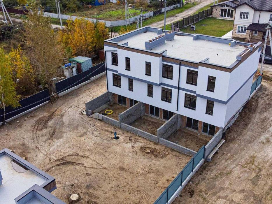 Продаж таунхаусів нове котеджне містечко Крюковщина Миру Бучанський рн
