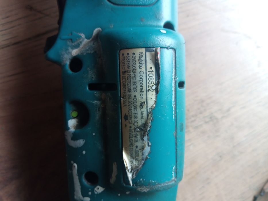 Makita кутовий шуруповерт
