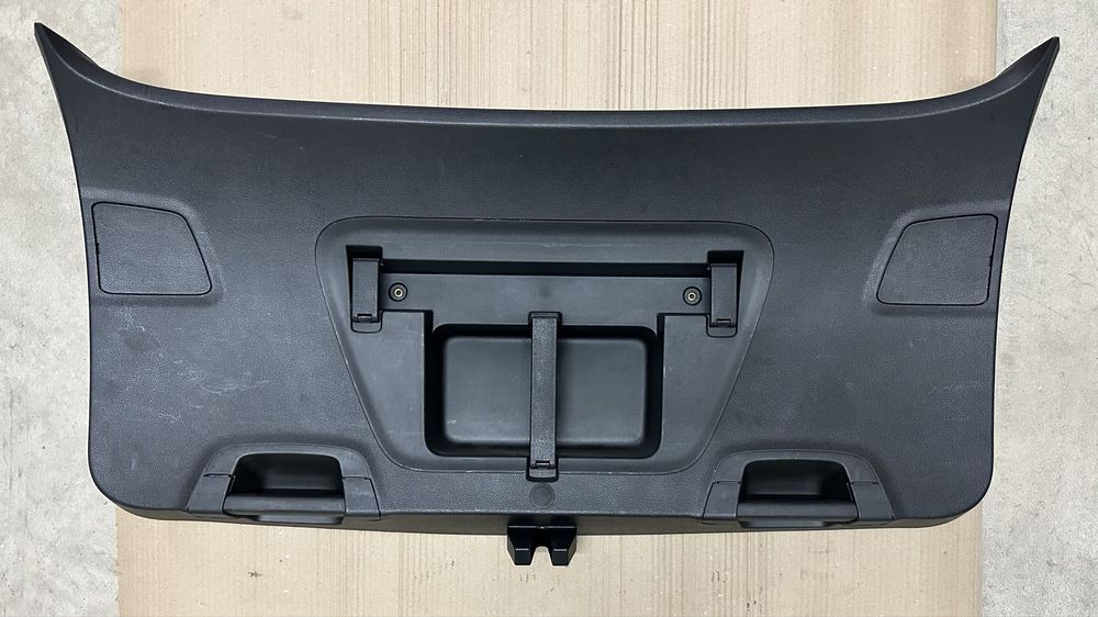 Tampa Mala Interior Opel Astra J Sports Tourer de 2010 a 2016