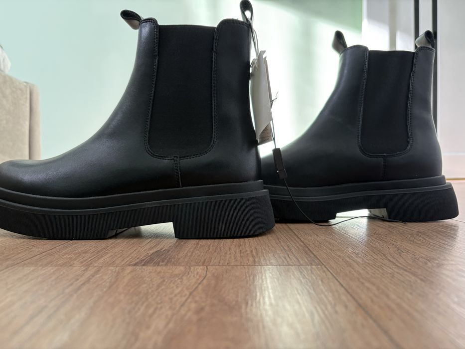 Нові чоловічі шкіряні черевики челсі Reserved Premium (42 розмір)