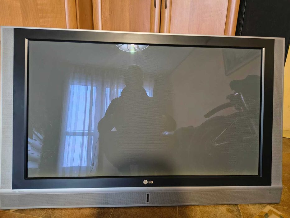 LG 42 cale plasma, bardzo dobre głośniki