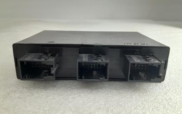 Módulo controlo de distância BMW X3 (E83)