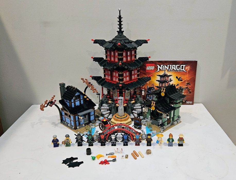 Lego ninjago opis