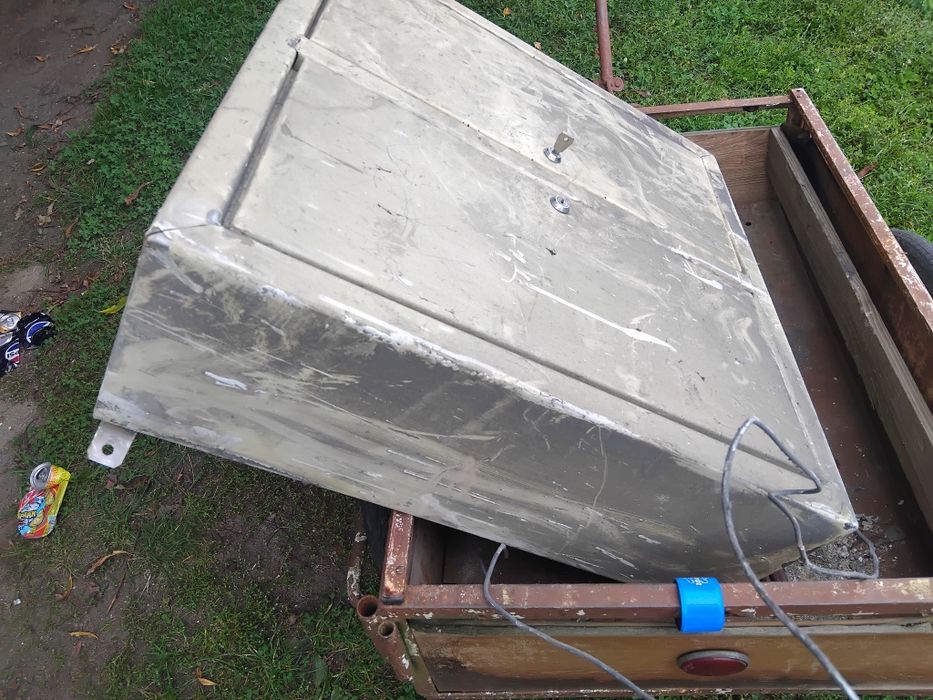 Szafa metalowa Budka z prądem od sieci Stara PRL