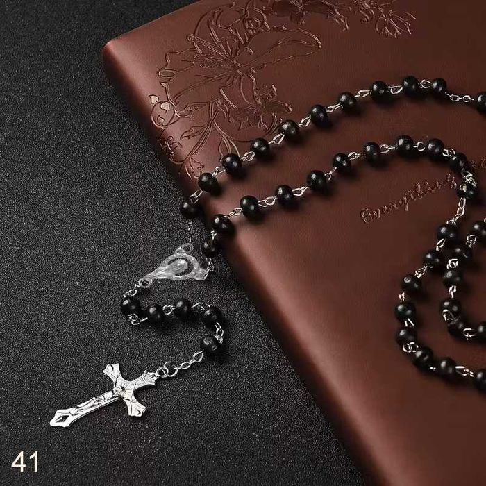 3шт чорний ароматний дерев'яний розарій в коробочці, чотки вервиця