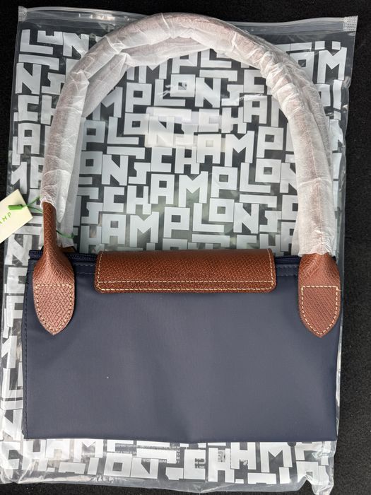 Carteira Longchamp azul marinho