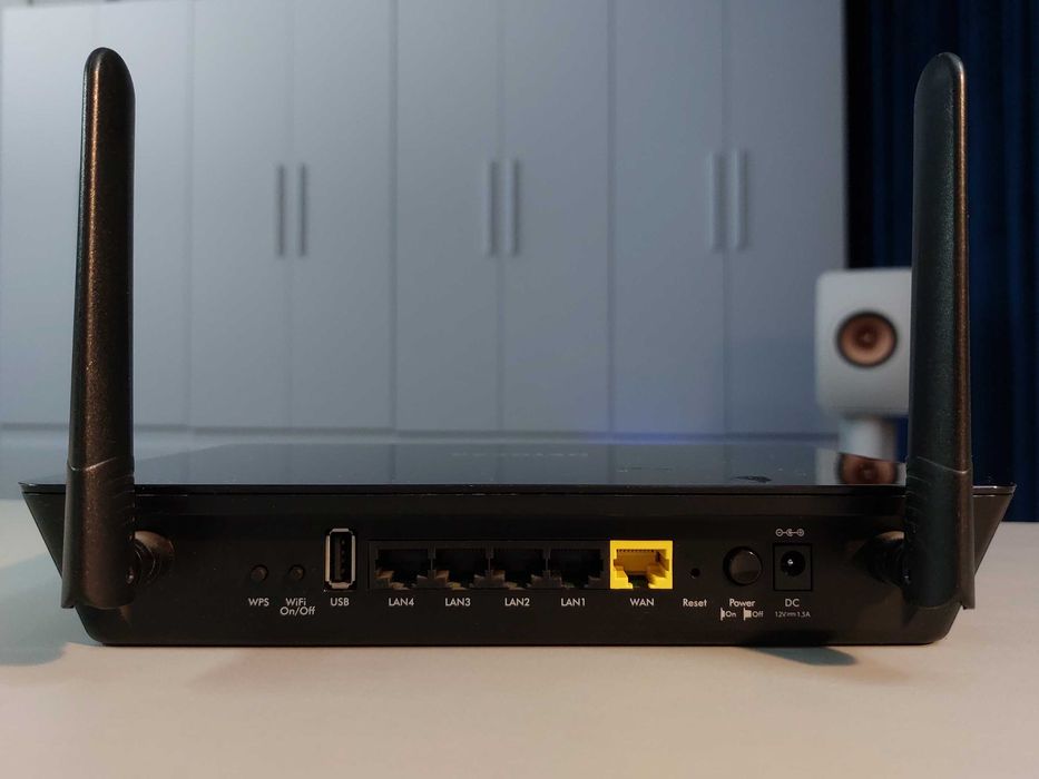 Router Netgear R6220 AC1200