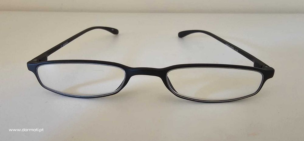 ÓCULOS DE LEITURA PRÉ-GRADUADOS