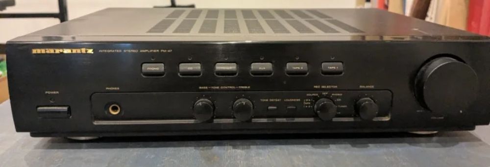 Amplificador marantz PM 47