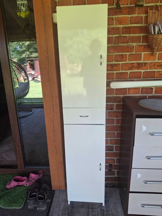 Słupek łazienkowy, szafka łazienkowa biała połysk wys 173 cm