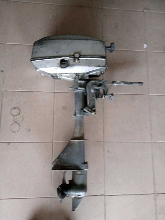 silnik zaburtowy Marinera 2,5 2T cena 450zł do lekkiej negocjacji