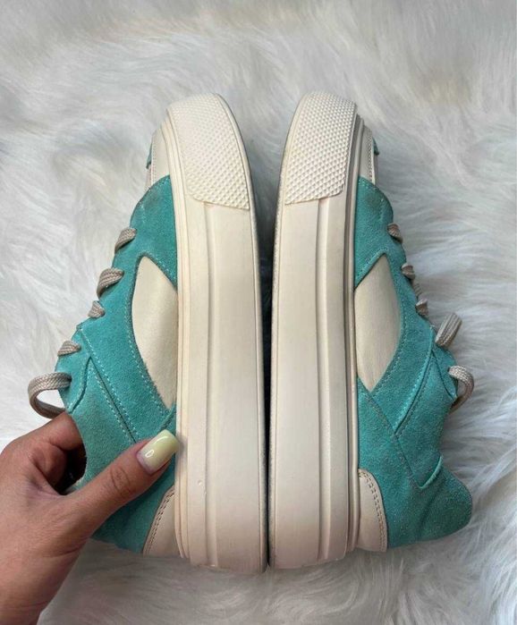 Кроссовки кеды бежевые белые кожаные натуральные замшевые