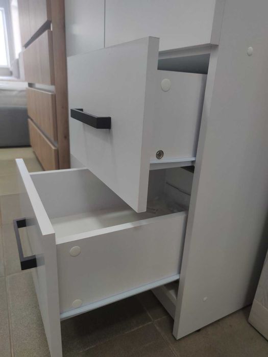 Шафа дводверна з шухлядами