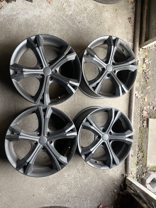 Alufelgi 18” Audi Q5 Czarny Mat Brock 5x112 ET45 8j 4szt super stan