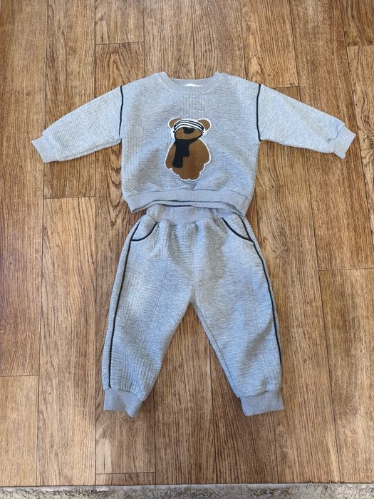 Продам костюм на весну