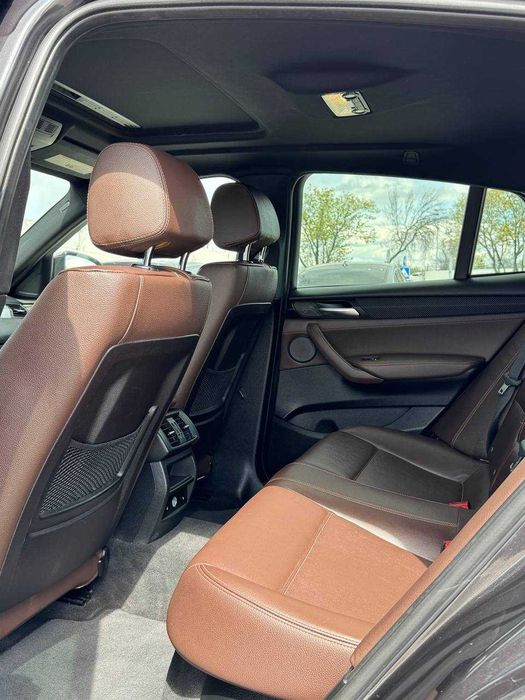BMW X4 2016 - авто в наявності