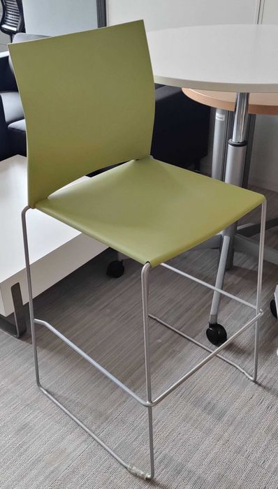 Hocker ProfiM ARIZ zielony krzesło barowe (ok. 30 szt.) WYPRZEDAŻ