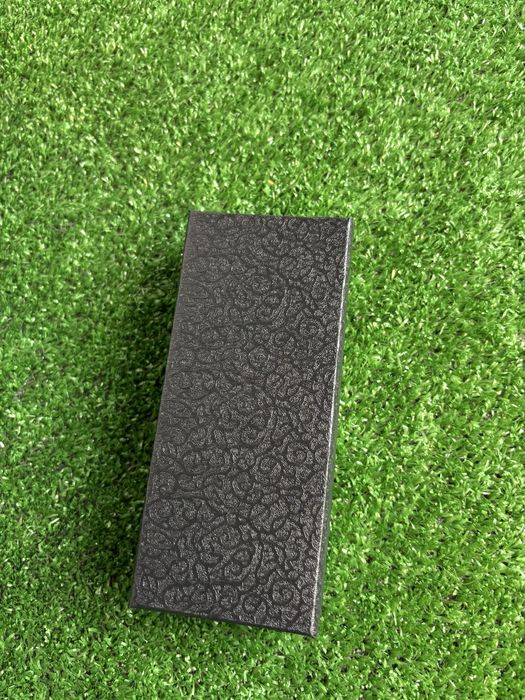 Стильний чоловічий годинник в стилі total black