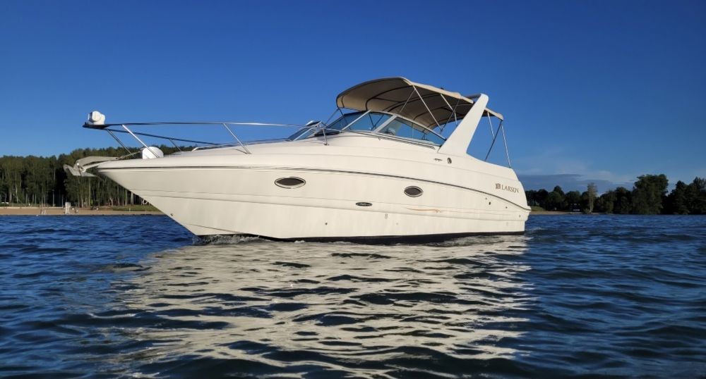 Łódź motorowodna motorówka Larson 280