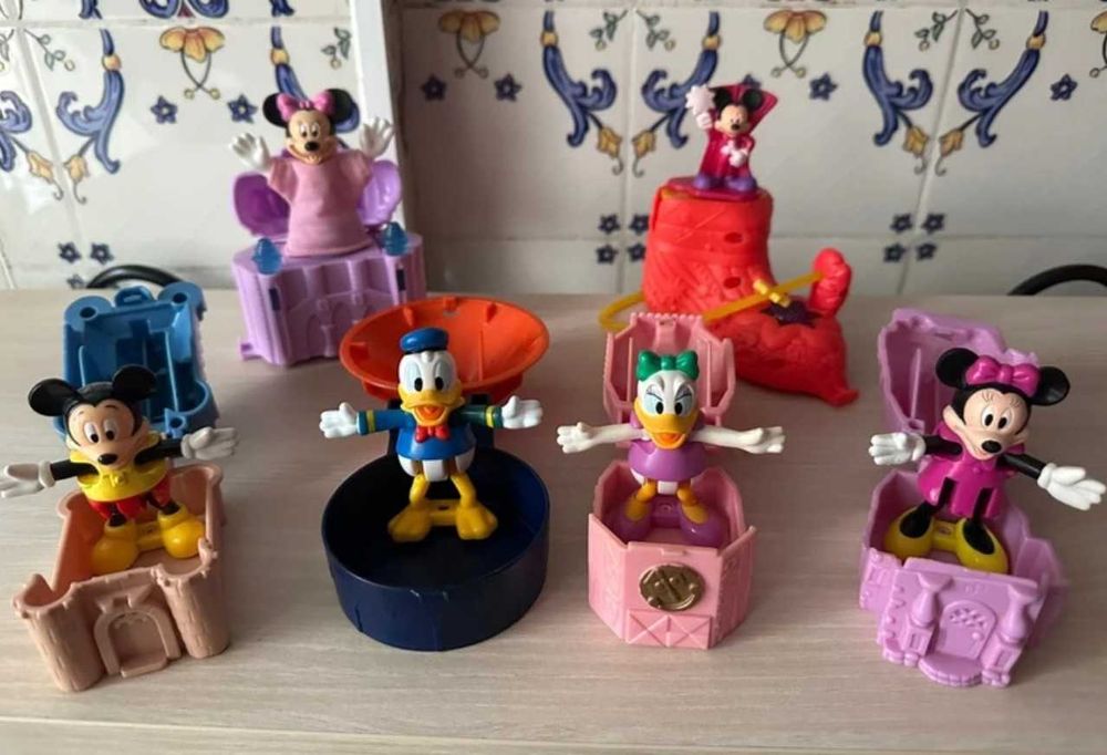 Copos disneyland paris mcdonalds happy meal mickey minnie tico e teco pequena sereia mulan tarzan