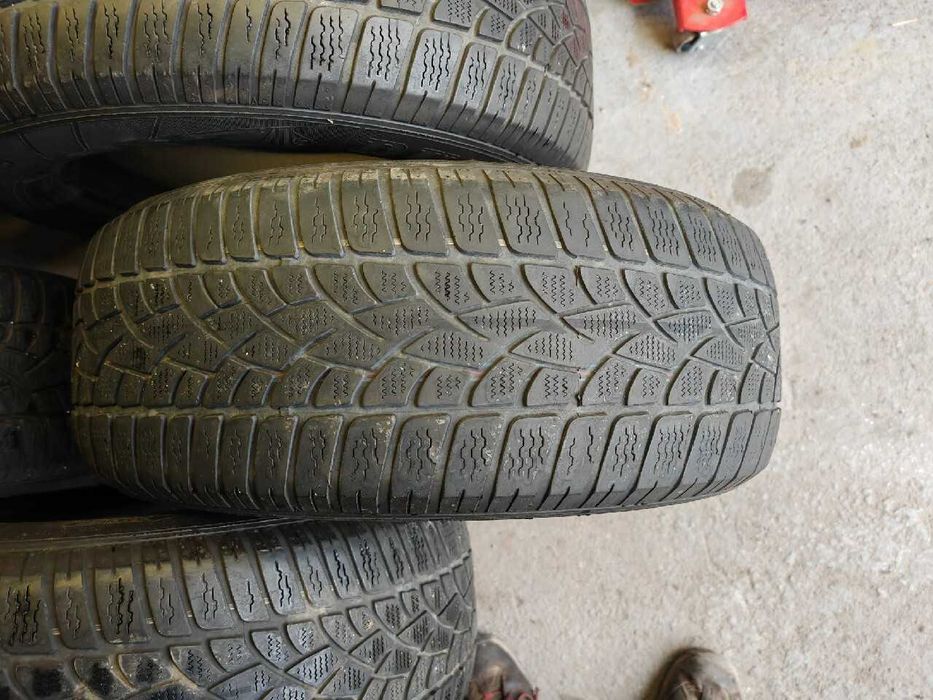 Opony Dunlop 225/60 R16