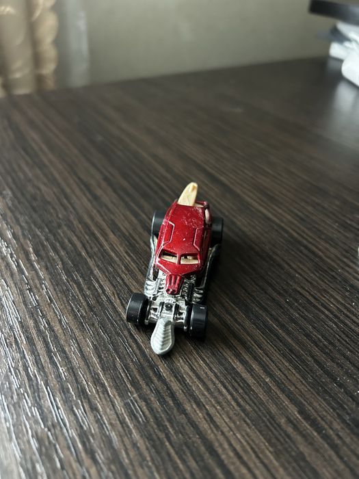 Машинки Hot wheels