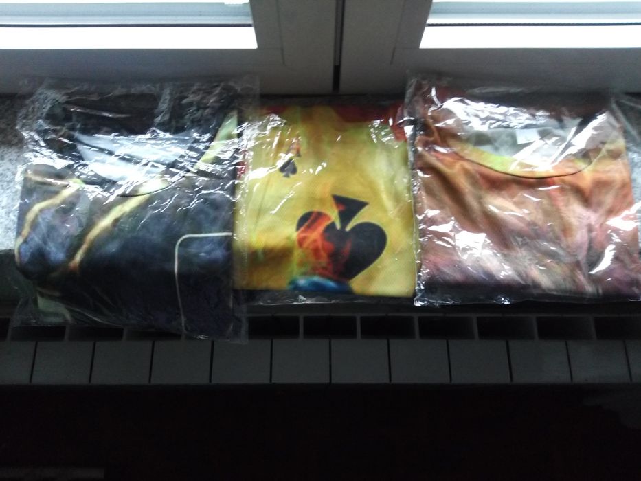 Camisas / TSHIRTS estampadas supercool novas 100% polyester