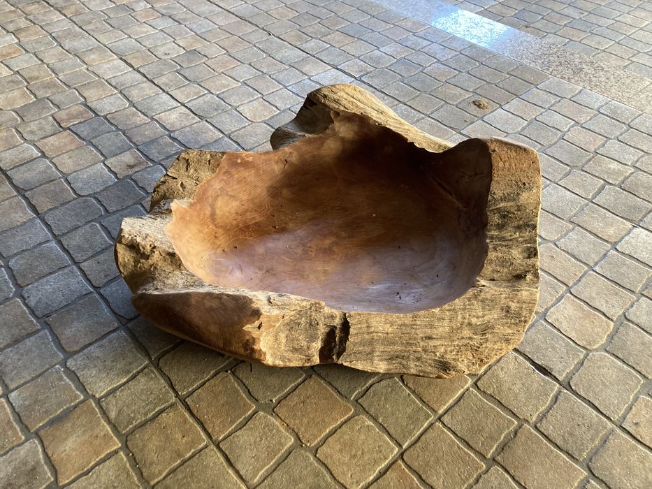 Pratos novos e 1 fruteira em madeira