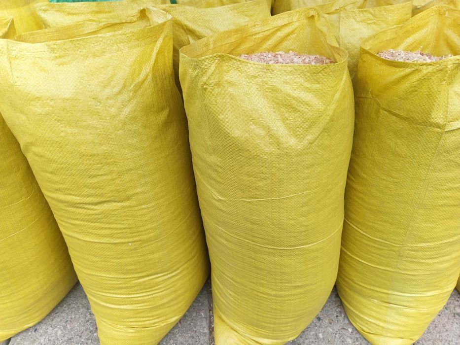 Trociny, opał, zrzyny