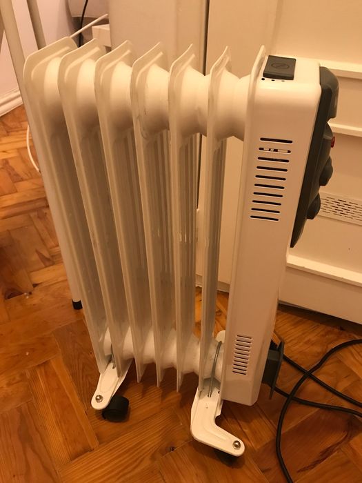 Aquecedor a óleo branco Kunft