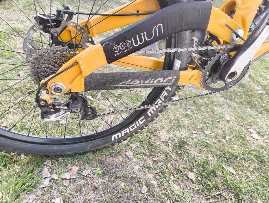 Devinci Wilson DH / Fox 40 Kashima / Shimano Saint / Hope / Downhill