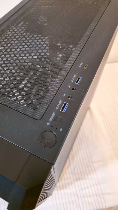 PC i5 12600k - msi sea hawk 2080ti - 32gb - 500gb - msi z690 - 750W