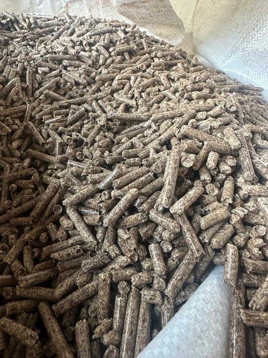 Pellet A2 / gatunki iglaste, głównie sosna/worki 15 kg/ HURTOWO