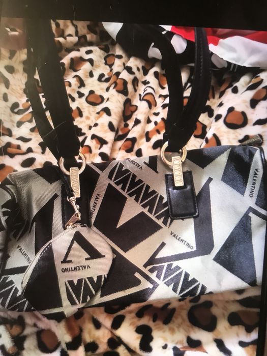 Mala Valentino . Nova .