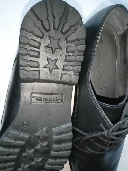 Tamaris roz. 41 - dł. wkł. 26,5 cm- skóra- stan bdb