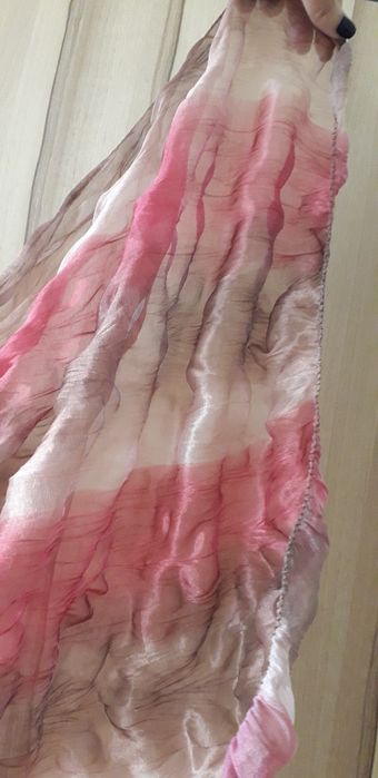 шарфи за символичну ціну або у подарунок