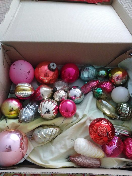 Ялинкові іграшки СССР новорічні