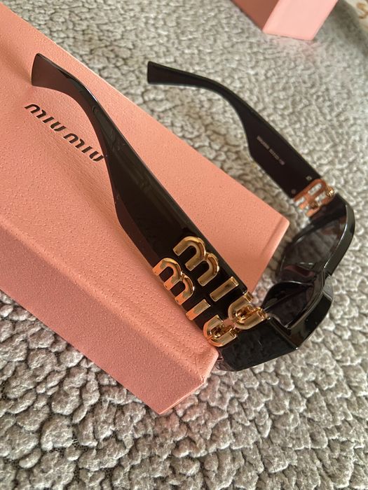 Óculos de sol Miu Miu