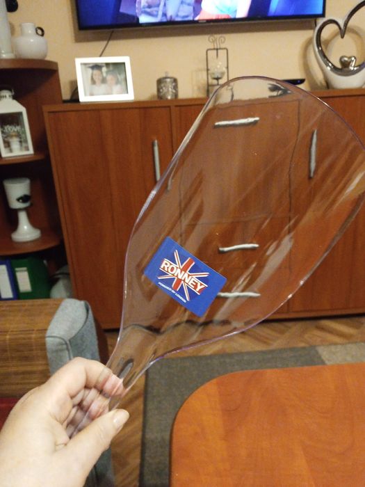 Fryzjerstwo - ochraniacz twarzy