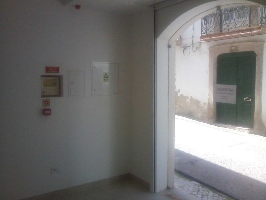 Arrendo Espaço Comercial no Centro de Peniche