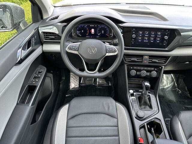 2022 Volkswagen Taos SEL 4Motion