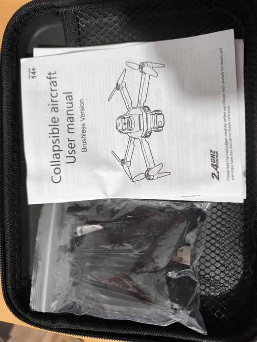 Drone com câmara e sensor de obstáculo