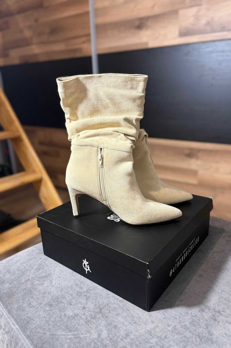 Skórzane Buty Damskie na Obcasie 4Th rozmiar 40