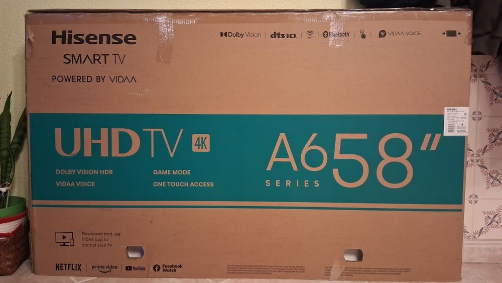 Televisão Hisense (nova)