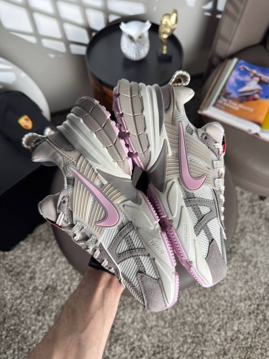 Жіночі кросівки Nike V2K Run White Grey Beige женские кроссовки найк